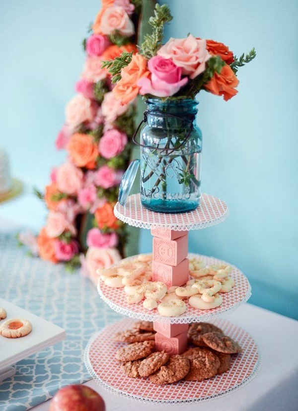 Tortenetagere - amazing DIY cake stand Tortenetagere - amazing DIY cake stand