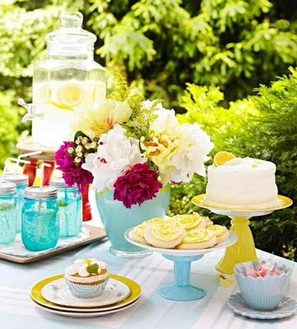 Tortenetagere - amazing DIY cake stand Tortenetagere - amazing DIY cake stand