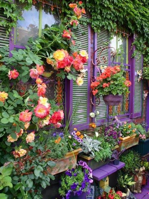 Colorful ideas for your garden decorations and garden accessories your