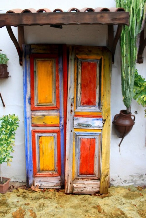 Colorful ideas for your garden decorations and garden accessories your