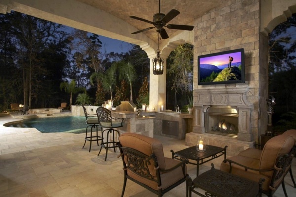 Great home theater set up - for hours watching movies outdoors