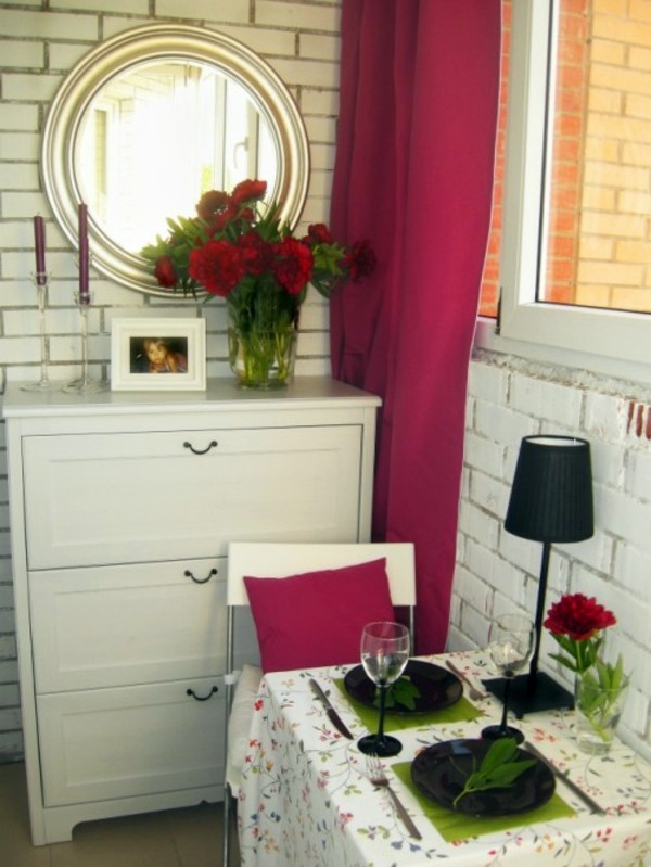 30 Cool Ideas for the small balcony