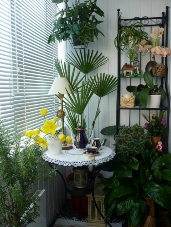 30 Cool Ideas for the small balcony