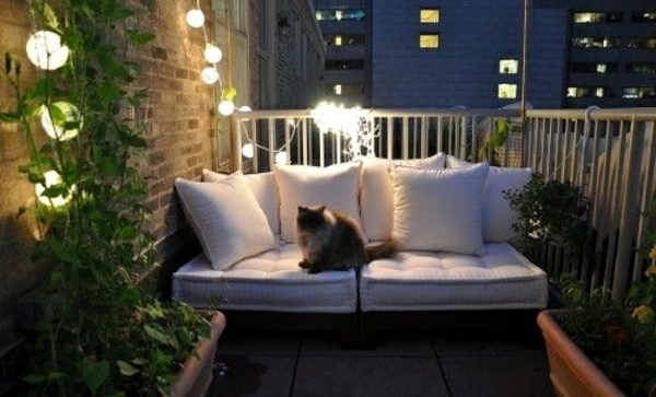 30 Cool Ideas for the small balcony