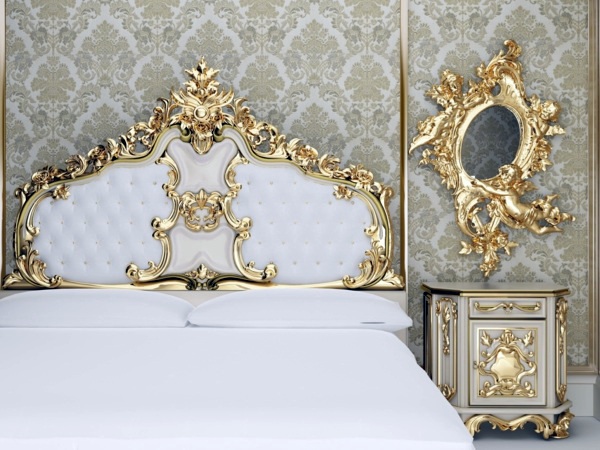 Baroque bedroom furniture - such as the nobles sleep