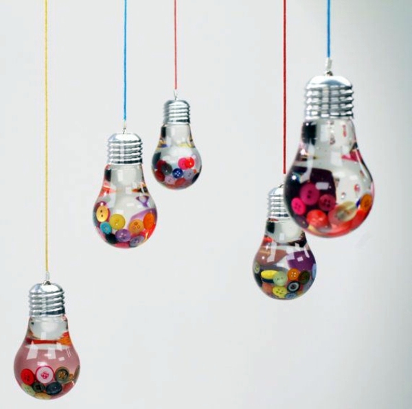 DIY decoration from bulbs – 120 craft ideas for old light bulbs | Avso