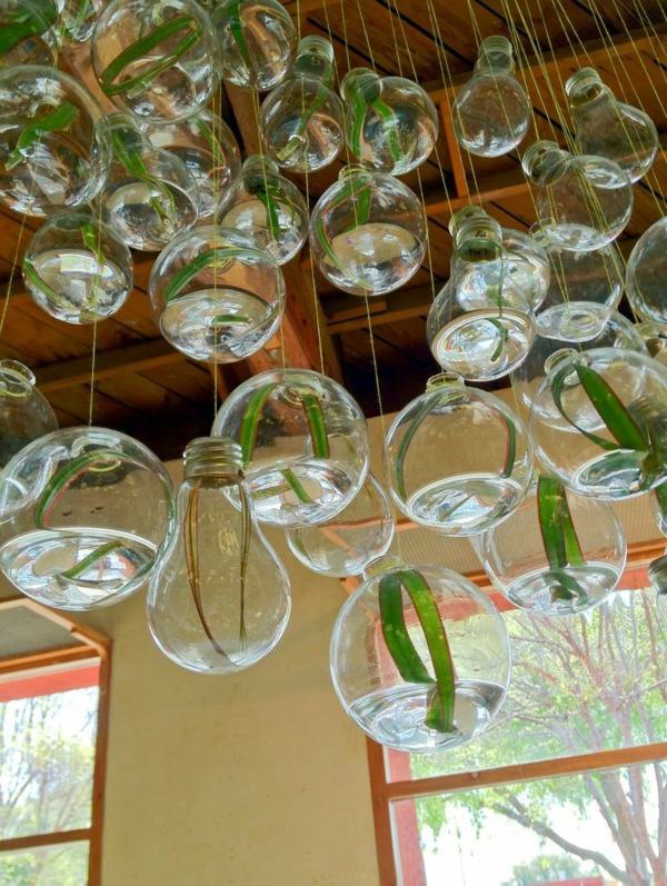 DIY decoration from bulbs - 120 craft ideas for old light bulbs DIY decoration from bulbs - 120 craft ideas for old light bulbs