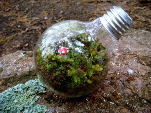 DIY decoration from bulbs - 120 craft ideas for old light bulbs DIY decoration from bulbs - 120 craft ideas for old light bulbs