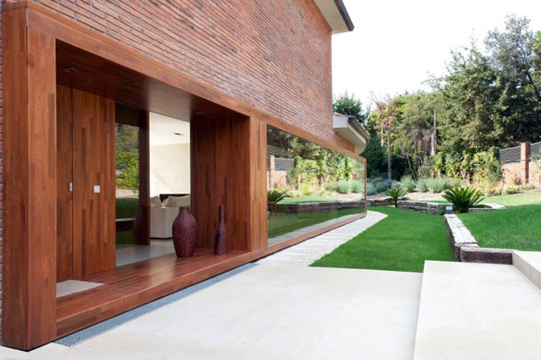 Architektur - Modern wooden residence located in Spain