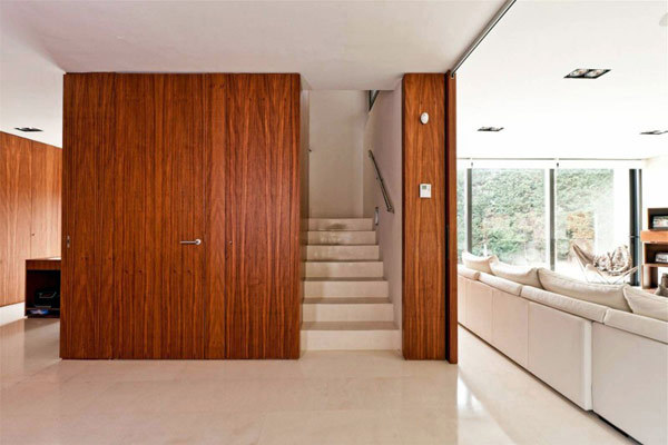 Modern wooden residence located in Spain Modern wooden residence located in Spain