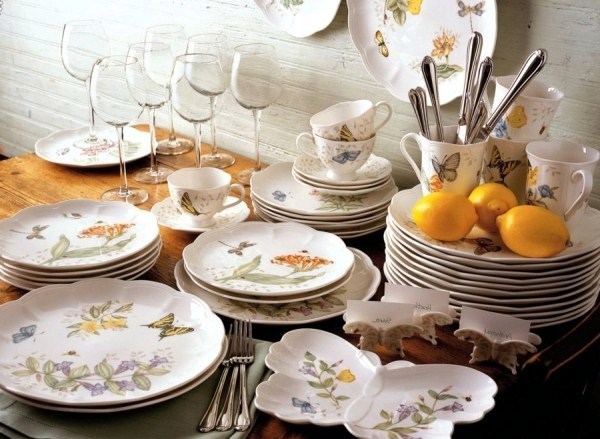 Colorful table decoration for Easter