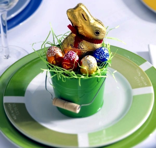 Colorful table decoration for Easter