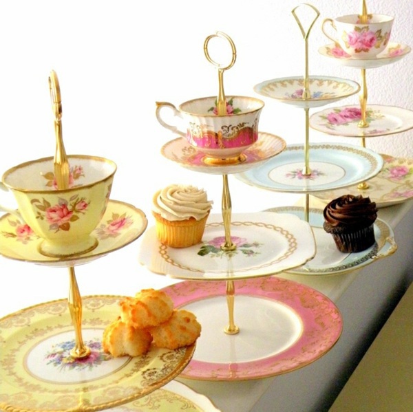 DIY - Do it yourself - Craft ideas with old teacups DIY - Do it yourself - Craft ideas with old teacups
