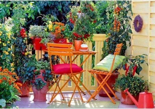 Garten und Landschaftsbau - Make cozy balcony
