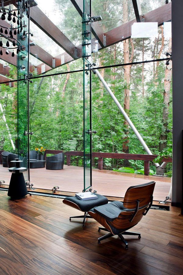 Designer home with indoor pool and luxurious furnishings Designer home with indoor pool and luxurious furnishings