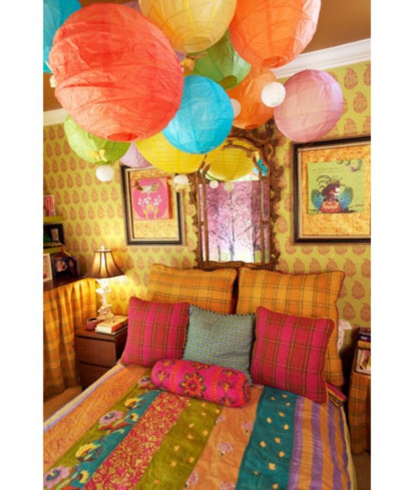 A magical setting with lanterns - a touch of the Far East