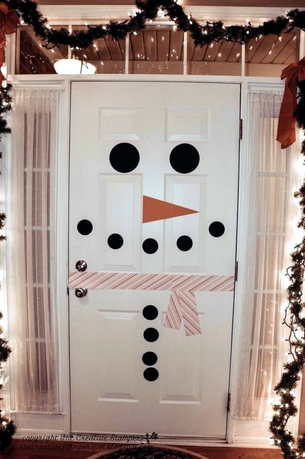 The entrance decorate - prepare the feasts thrilled