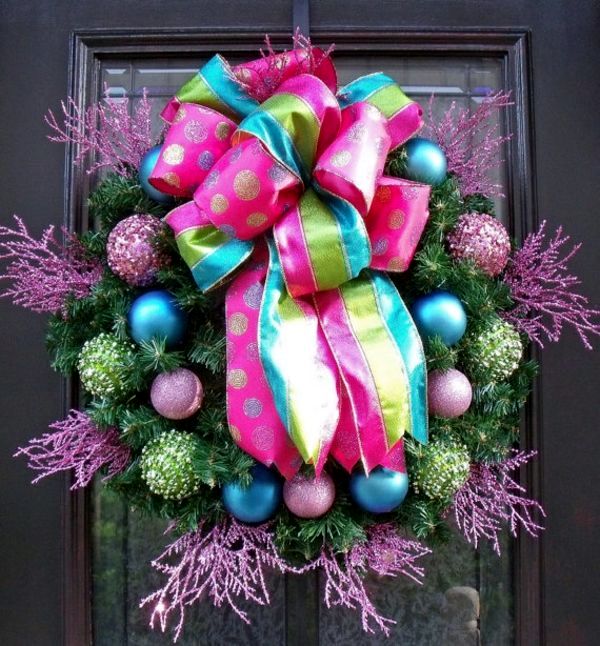 The entrance decorate - prepare the feasts thrilled