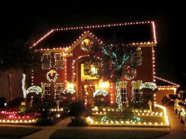 The entrance decorate - prepare the feasts thrilled