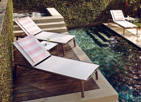Refuges in the Garden Lounge - the pleasures of summer