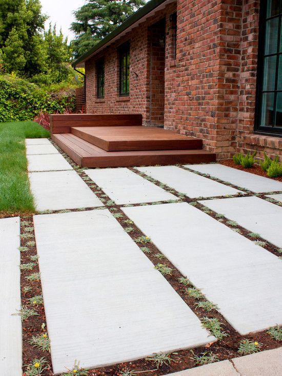 Garden design examples - a watchable yard in Menlo Park, California