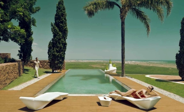 21 designers, trendy loungers in the garden - Elegance and Luxury