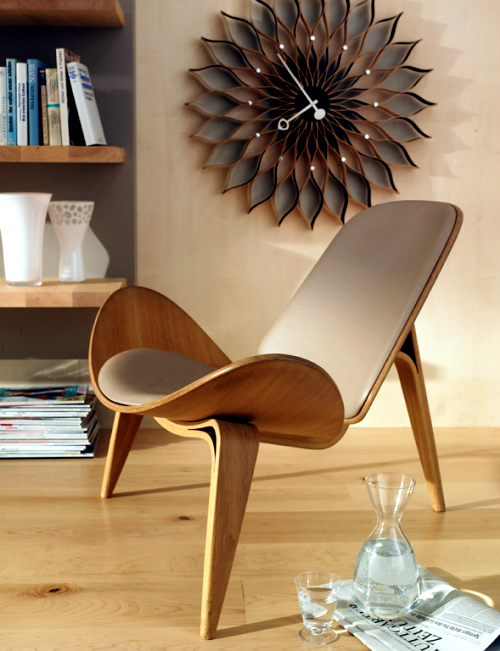 10 Decoration Ideas - furniture made of natural wood in bright colors