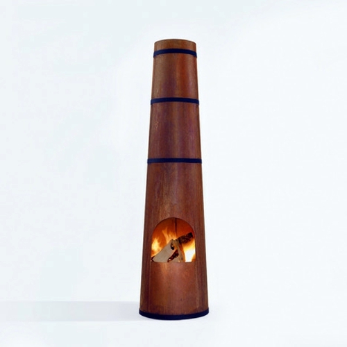 Outdoor wood-burning stove in the form of chimney of Frederik Roijé