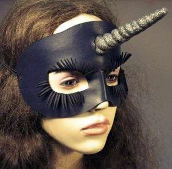 Halloween Costumes - unusual ideas and tips