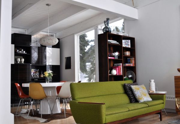 Set fresh accents - sofas and cushions in cool, modern style
