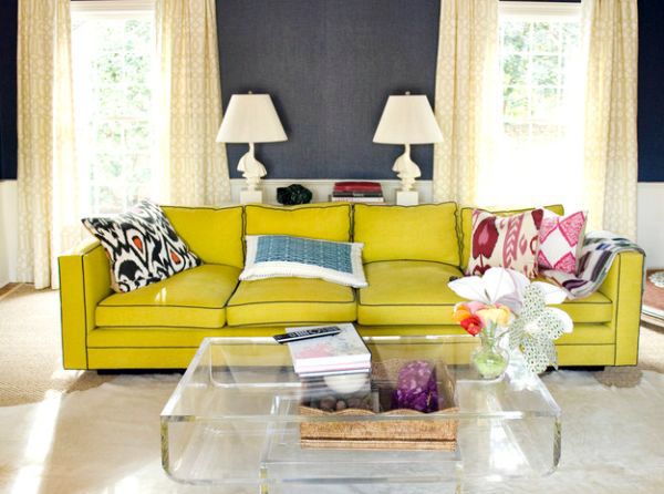 Set fresh accents - sofas and cushions in cool, modern style