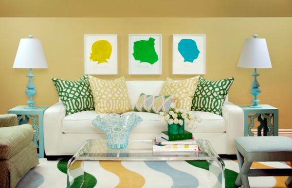 Set fresh accents - sofas and cushions in cool, modern style