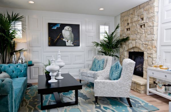 Set fresh accents - sofas and cushions in cool, modern style
