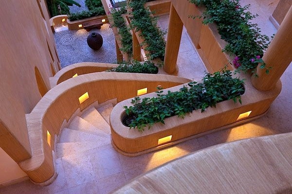 101 modern stairs appear as an eye-catcher in your home