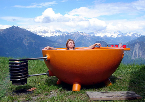 Portable hot tub for outdoor fun in the garden or swimming pool?