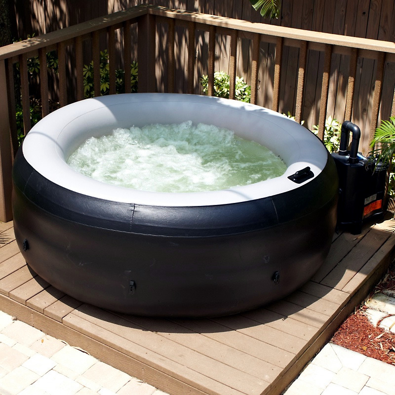 Portable hot tub for outdoor fun in the garden or swimming pool? Avso