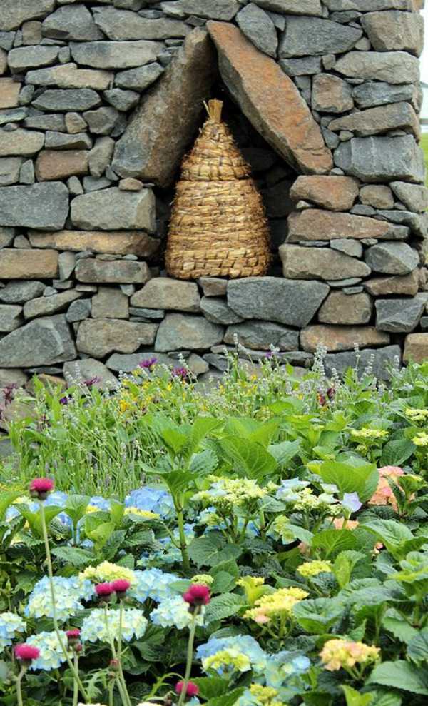 Landscaping with stones represents eternity