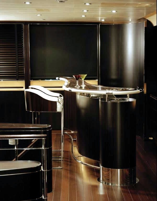The exclusive luxury yachts of the Interior
