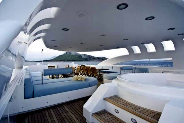 The exclusive luxury yachts of the Interior