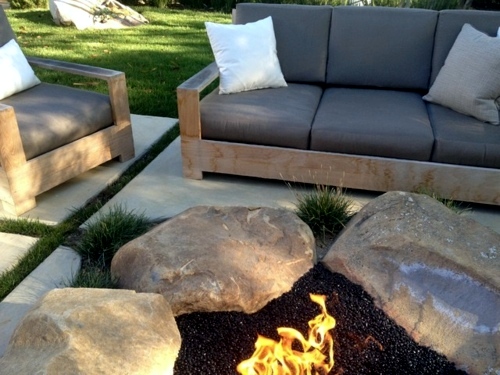Boulders in the garden for a more beautiful landscape