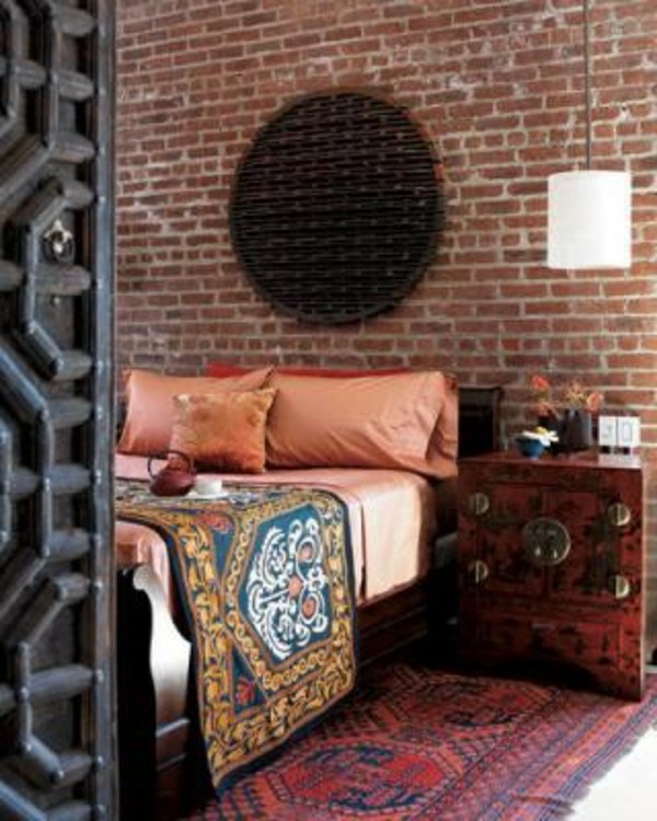 How you could decorate a brick wall behind your bed 31 ideas | Avso