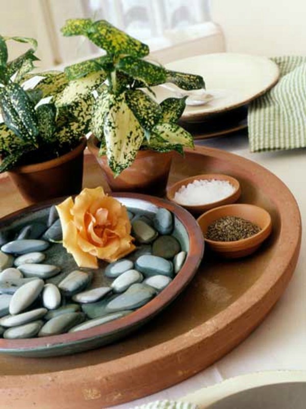 Patio Tour: Classic courtyard with pond and fountain