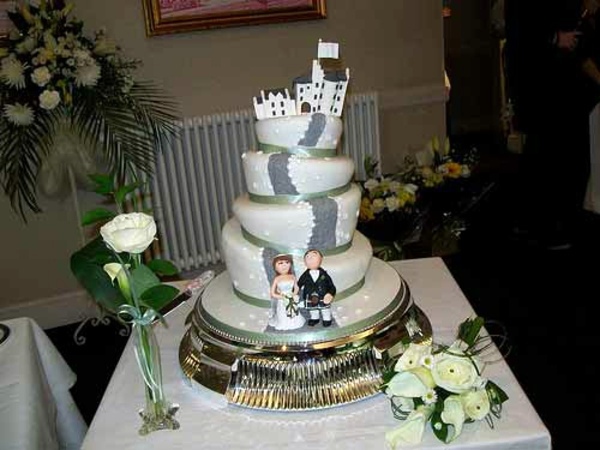 Tiered wedding cakes - the symbol of every wedding ceremony Tiered wedding cakes - the symbol of every wedding ceremony