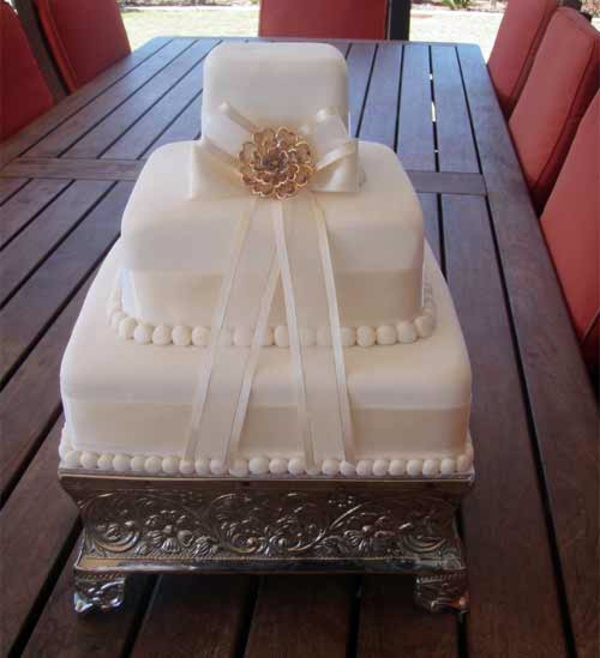 Tiered wedding cakes - the symbol of every wedding ceremony Tiered wedding cakes - the symbol of every wedding ceremony