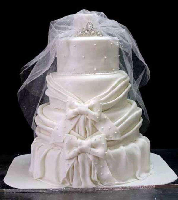 Tiered wedding cakes - the symbol of every wedding ceremony Tiered wedding cakes - the symbol of every wedding ceremony