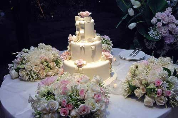 Tiered wedding cakes - the symbol of every wedding ceremony Tiered wedding cakes - the symbol of every wedding ceremony