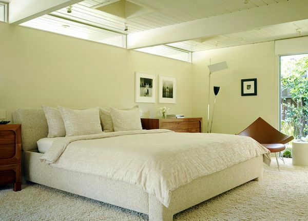 Designer Coconut chair by George Nelson brings style to your room
