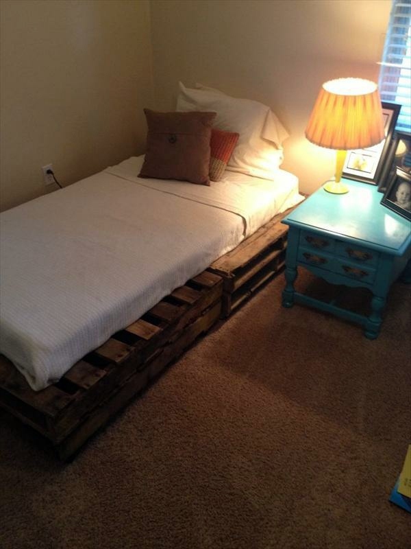 Diy Bed Frame From Euro Pallets, Wooden Pallet Bed Frame Full