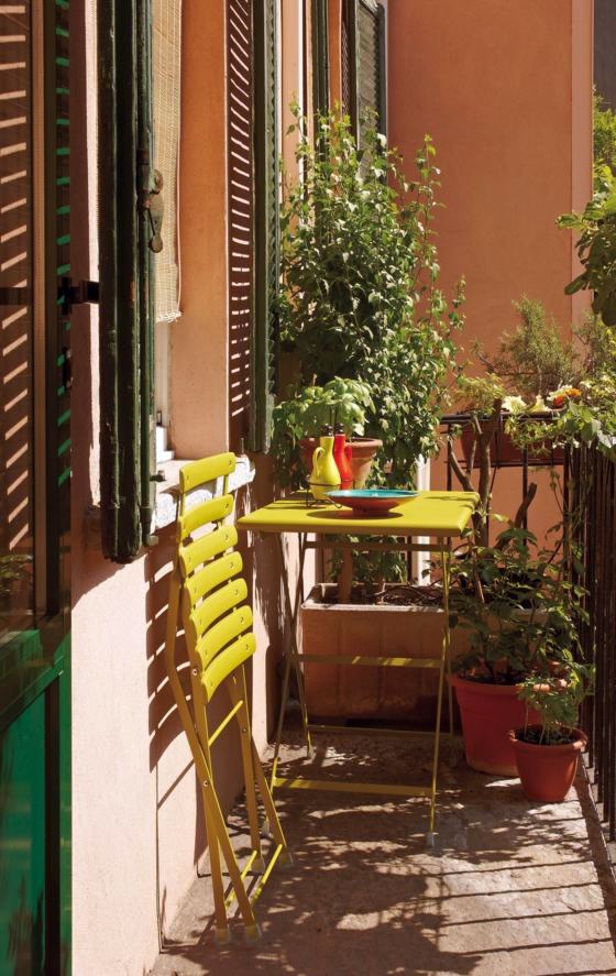 Designer balcony furniture - 10 stylish ideas for garden equipment