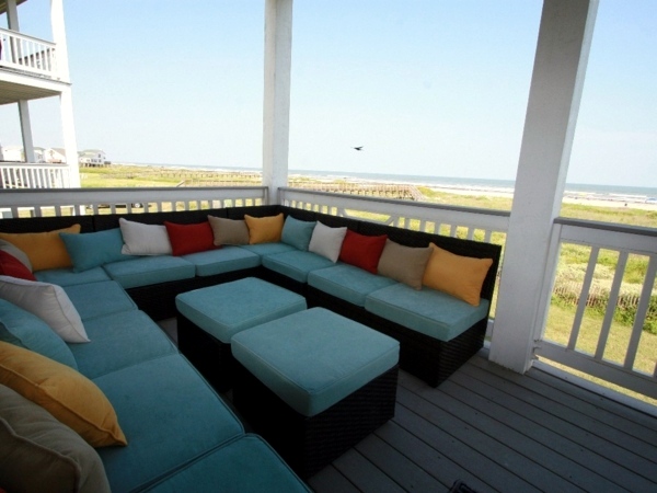 Balcony Lounger ideas - make cozy recreation area